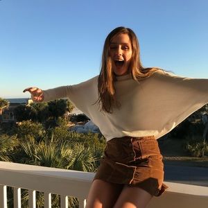 Meet your Posher, Emma